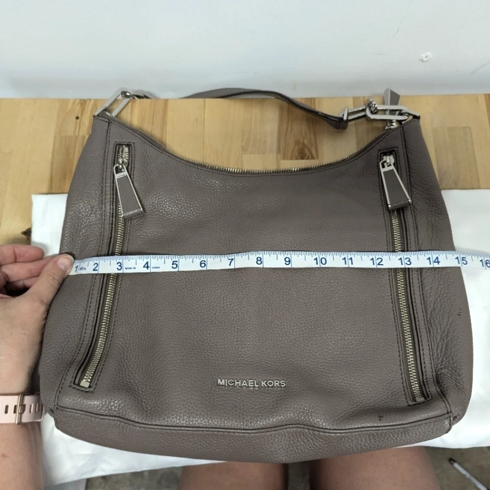 Michael Kors Grey Leather Shoulder Bag Large Zip Tabs Chain Detail